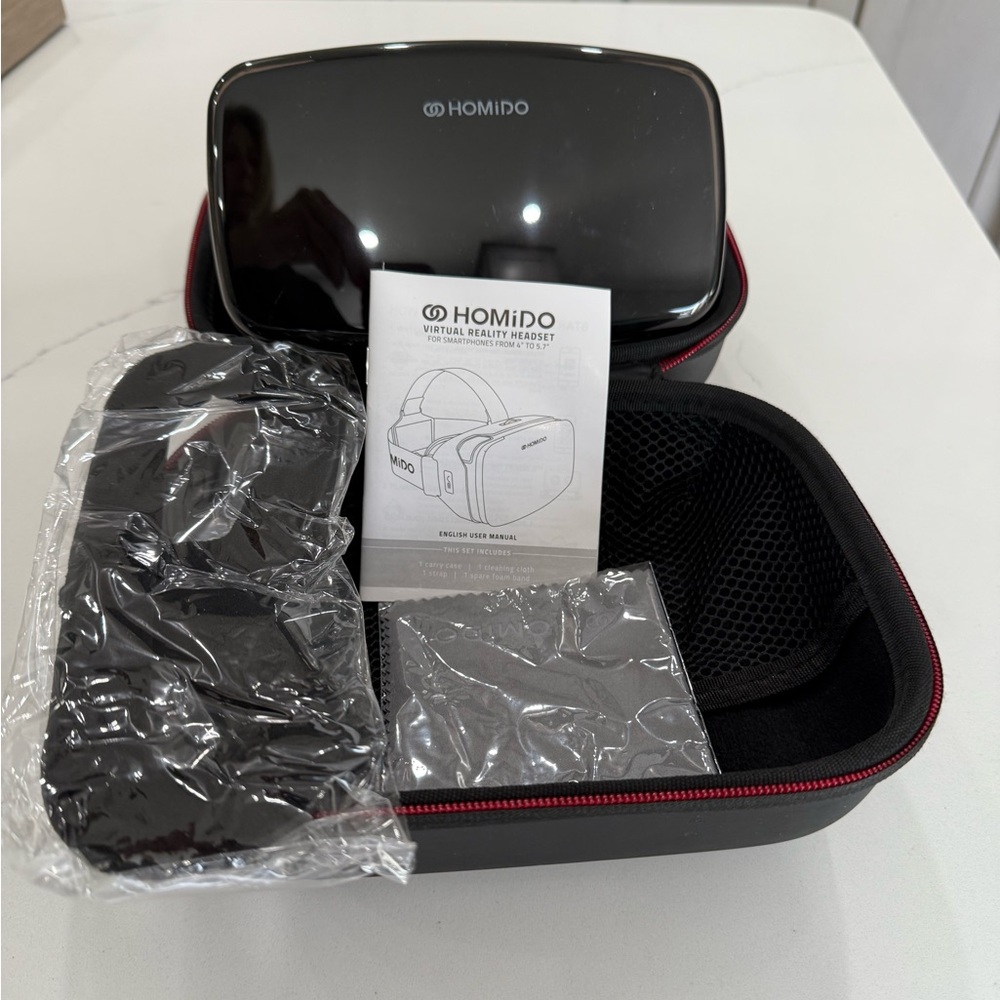 HOMiDO Virtual Reality Headset for smartphones
